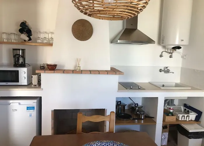 Casas De Mertola - N. Sª Das Neves